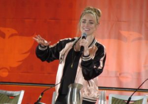 Phoenix Comicon, Caity Lotz