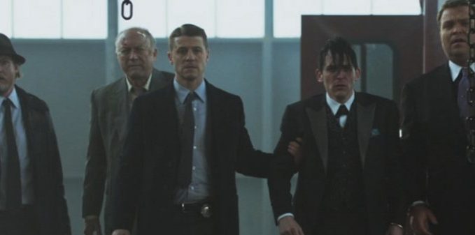 Gotham, Season 1 Episode 22, Season 1 finale, All Happy Families Are Alike