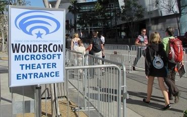 WonderCon 2016, Friday, Microsoft Theater Entrance
