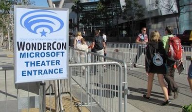 WonderCon 2016, Friday, Microsoft Theater Entrance