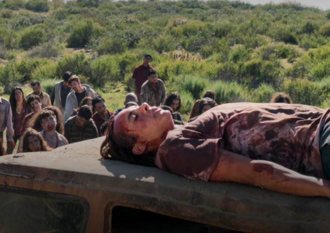 Nick trapped on a car in Fear the Walking Dead
