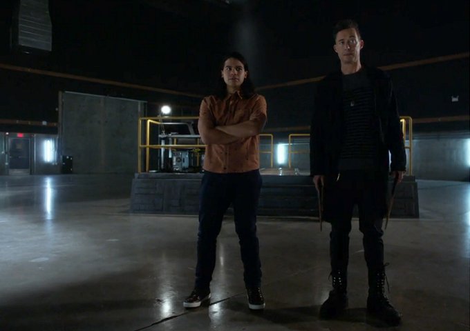 The Flash, Season 3 Episode 11, Dead or Alive, Episode 311